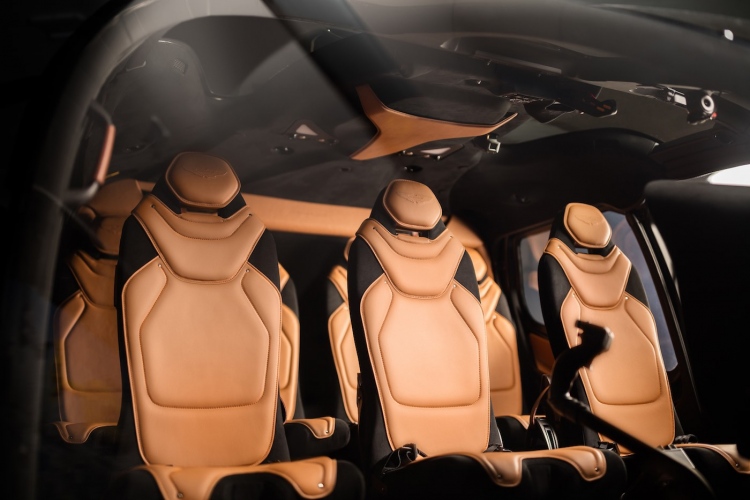 Airbus + Aston Martin presentan el lujoso helicóptero ACH130 Aston Martin Edition