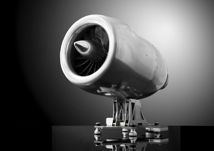 Aviatore Veloce Turbojet: Una máquina de café expreso que rinde homenaje a la era de los mega jets