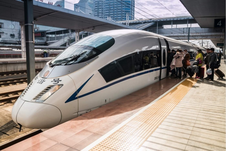 Tren de alta velocidad Guangzhou, China
