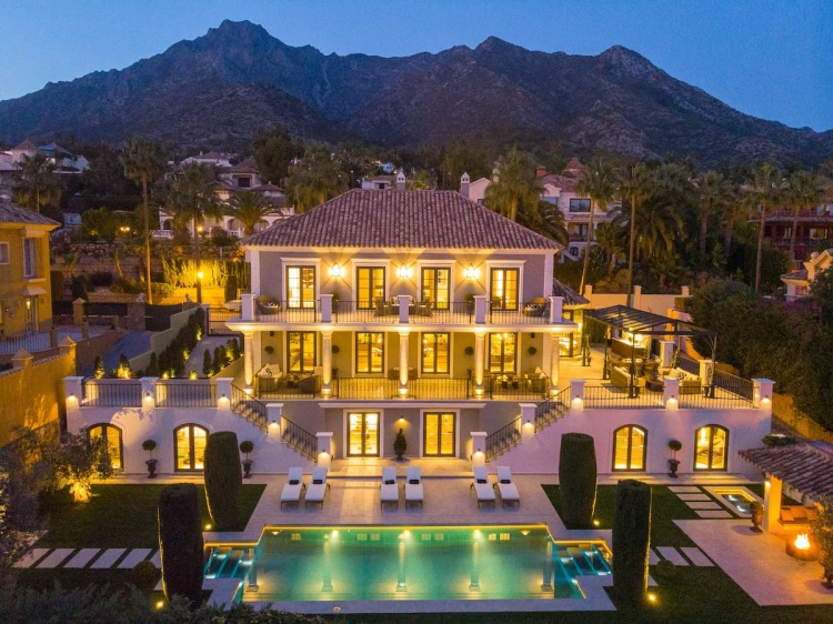 Casa Hedera: Ultra lujosa villa ubicada en uno de los enclaves más codiciados de Sierra Blanca, Marbella.