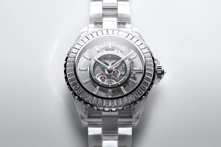 Chanel presenta el J12 X-Ray, su reloj más extravagante hasta la fecha