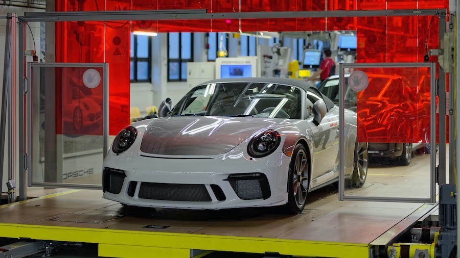 Porsche y RM Sotheby’s subastan el último 911 (991) para luchar contra el COVID-19