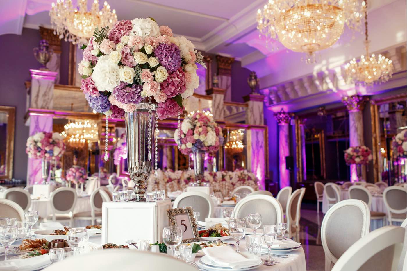 Aquí, 8 detalles indispensables para organizar una boda de lujo
