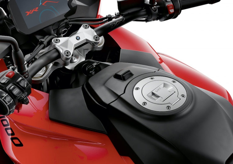 Ya está disponible para comercialización la nueva motocicleta S1000XR en España