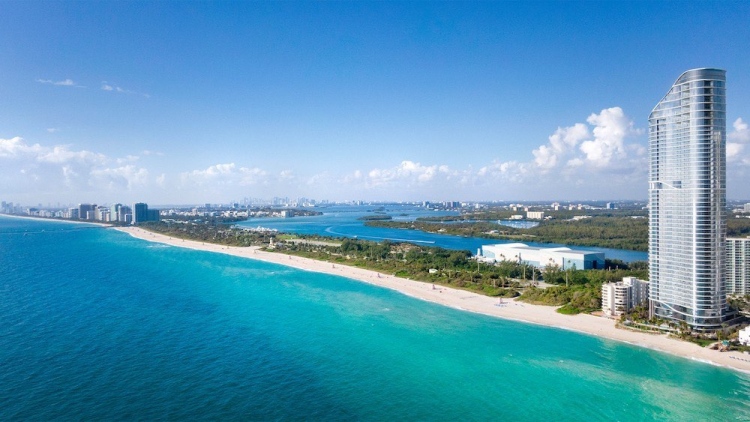 The Ritz Carlton Residences Sunny Isles Beach, una maravilla arquitectónica en el Sur de Florida