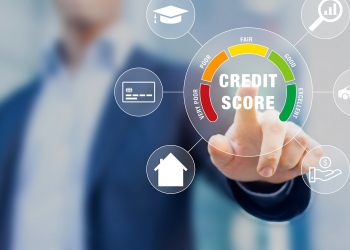 Calificación de puntaje de crédito para préstamos estudiantiles, hipotecas y tarjetas de créditos.