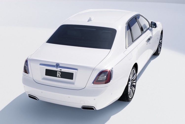 El nuevo Rolls-Royce Ghost 2021 es ahora el más avanzado tecnológicamente