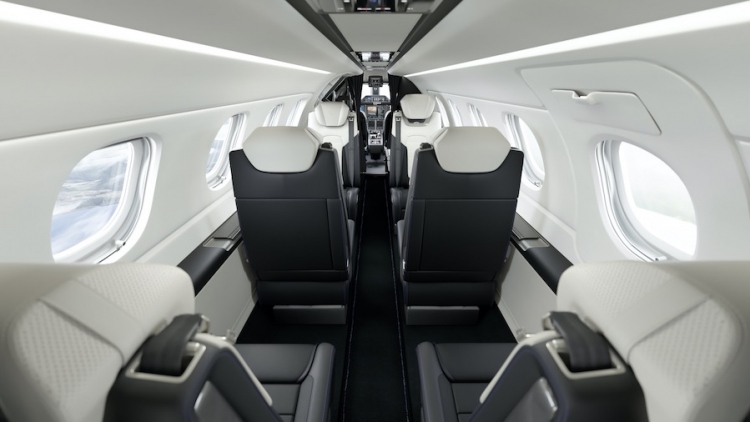 Embraer Phenom 300E - Interior