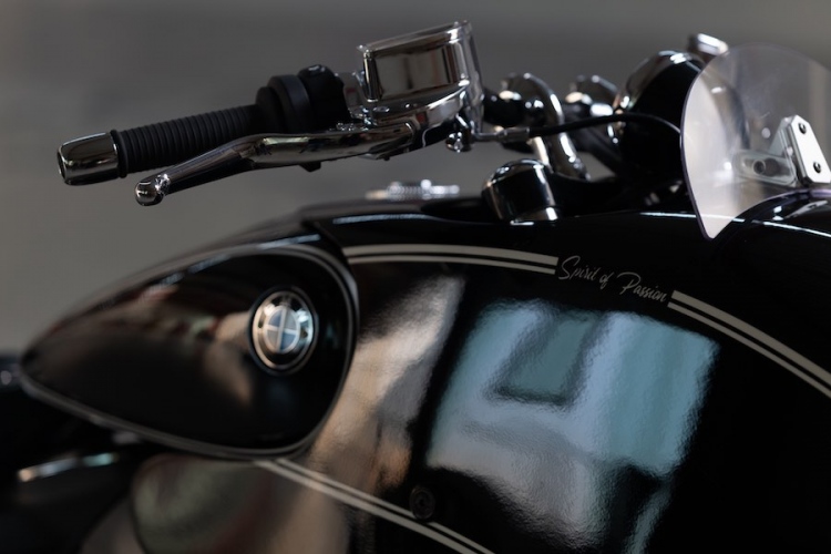 BMW Motorrad presenta la nueva R 18 Custom Bike