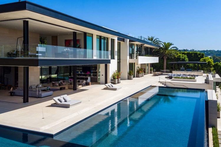 Esta exótica y moderna mansión en Bel Air, California está a la venta en 99 millones de dólares