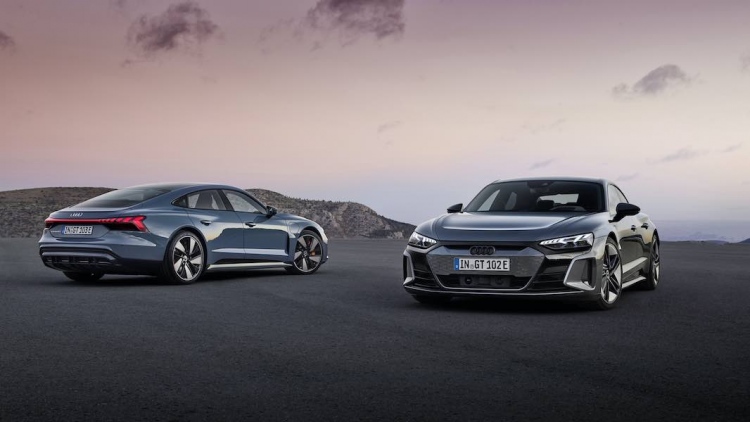 El nuevo Audi e-tron GT 2022: El fabricante alemán de automóviles reveló el rival más cercano al Porsche Taycan