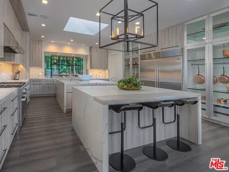 Lindsey Vonn y ex-Fiancé, P.K. Subban, ponen su casa de Beverly Hills, California a la venta por $7 millones
