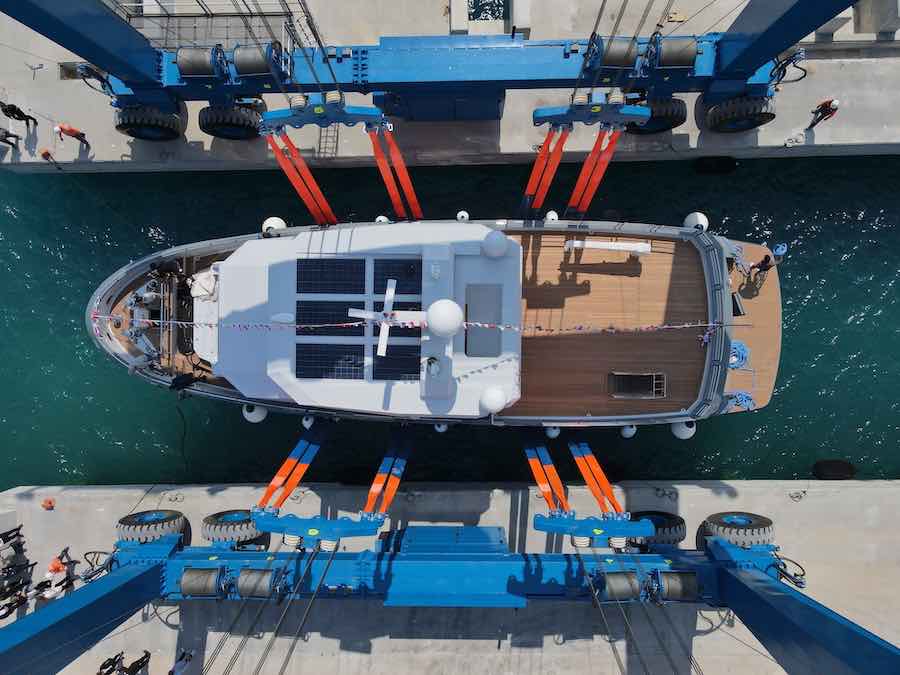 Este es el primero de los cuatro lanzamientos en la Zona Franca de Antalya previstos por Bering Yachts para 2021