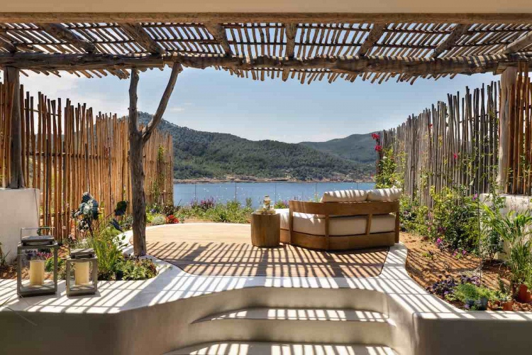 Six Senses Ibiza abre sus puertas estableciendo una nueva dimensión en hospitalidad, sostenibilidad y concepto de comunidad en Ibiza