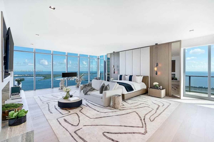 Penthouse en Miami con más de 11.000 pies cuadrados y una piscina bajo techo a la venta por 39,5 millones de dólares
