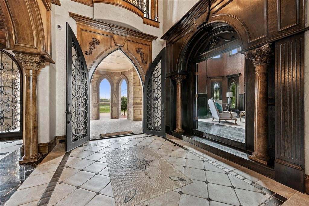 El interior de la hermosa propiedad.
