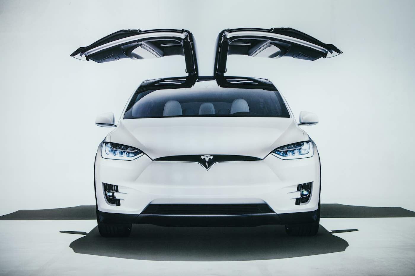 Tesla supera el billón de dólares de capitalización bursátil