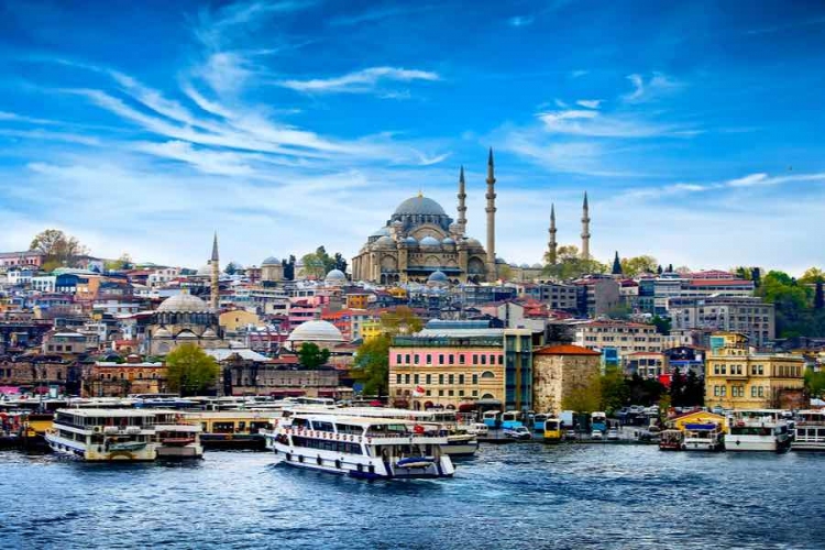Estambul, la capital de Turquía, ciudad turística del este.