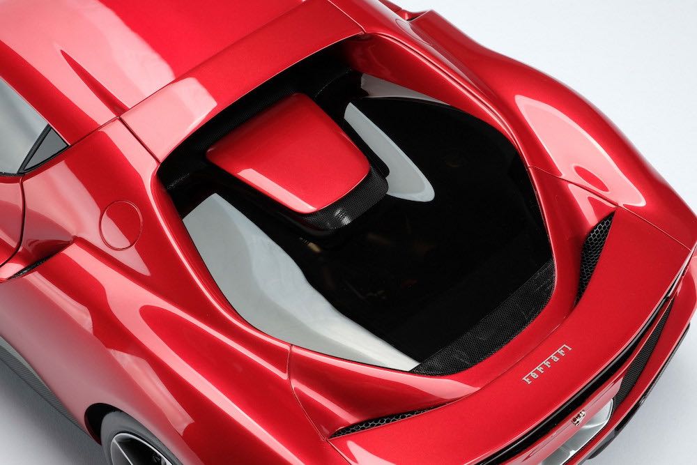 El fabricante italiano afirma que el nuevo superdeportivo híbrido de tracción trasera necesita solo 2,9 segundos para alcanzar los 62 mph (100 km/h).