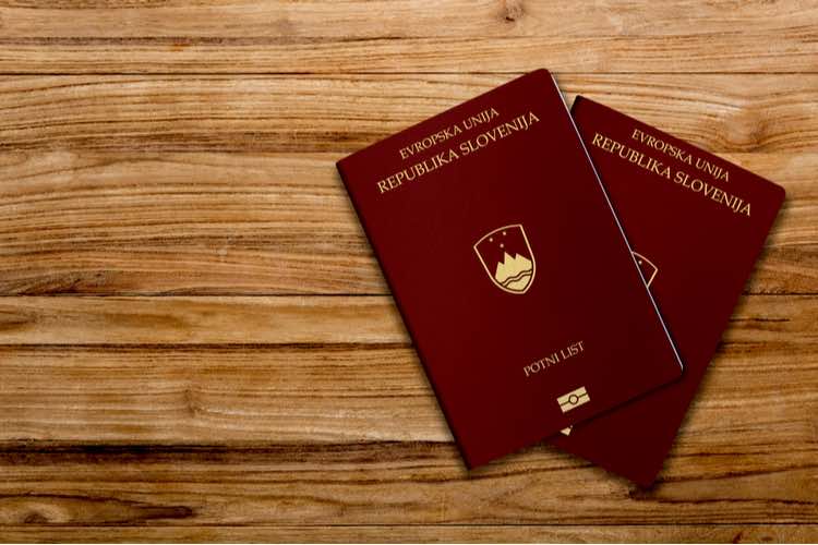 Pasaporte de Eslovenia. 