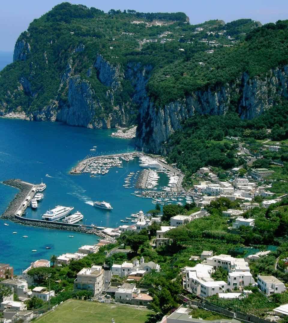 Puerto de Marina di Capri, Italia
