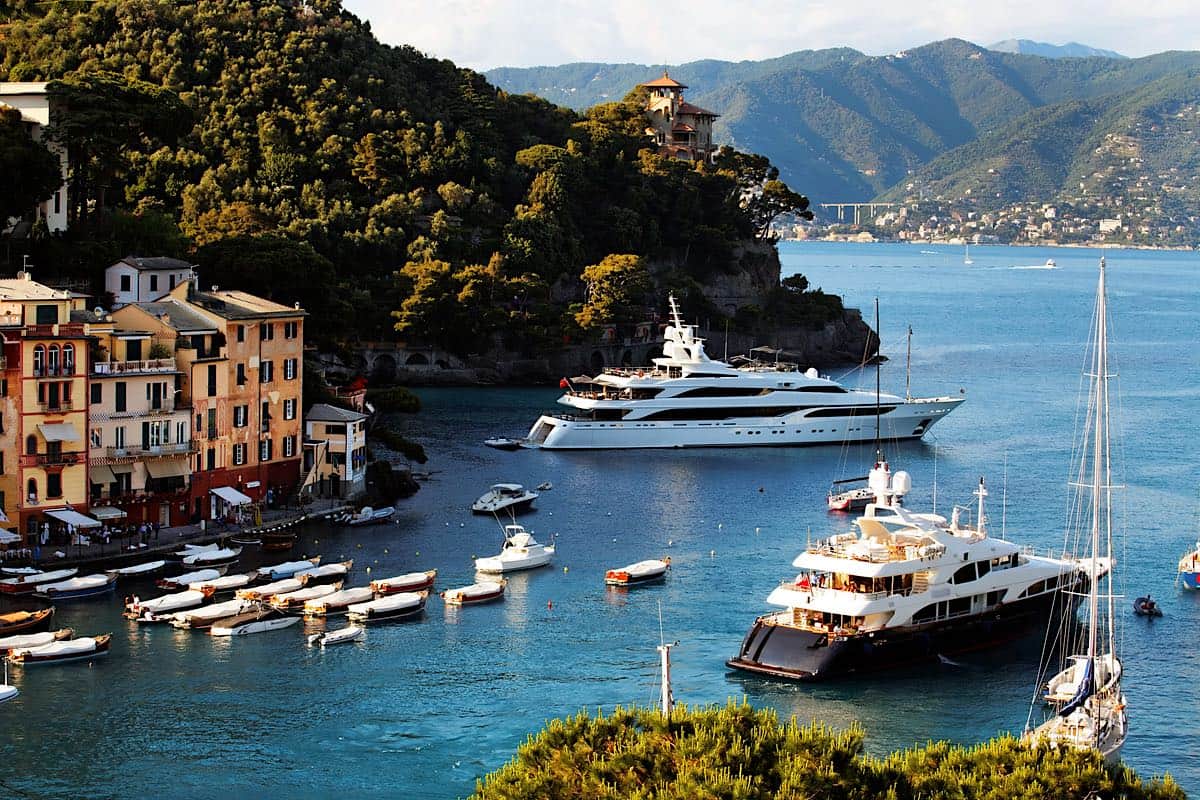 Yates de alquiler en Portofino, Costa de Liguria, Italia