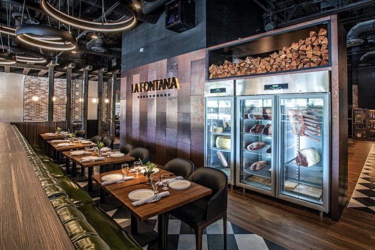 Restaurante Italiano/Latino: La Fontana Steakhouse